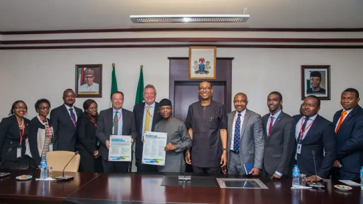 R-L: Acting President Yemi Osinbajo; Mr Paul Smith, President & CEO-CFA Institute; Mr. Gary Baker, MD EMEA Region-CFA Institute; Hon. Min. Industry, Trade and Investment, Dr Okechukwu Enelamah and other members of CFA Institute.